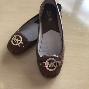 Micheal Kors flats shoes